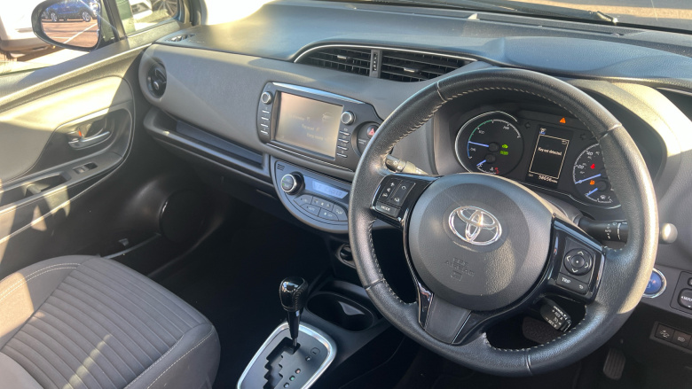 Toyota Yaris 1.5 Hybrid Icon 5dr CVT Hybrid Hatchback